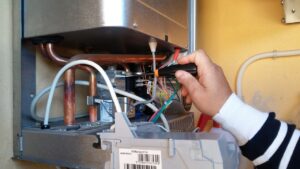 Chauffe-eau Électrique vs Gaz : Lequel Choisir ?